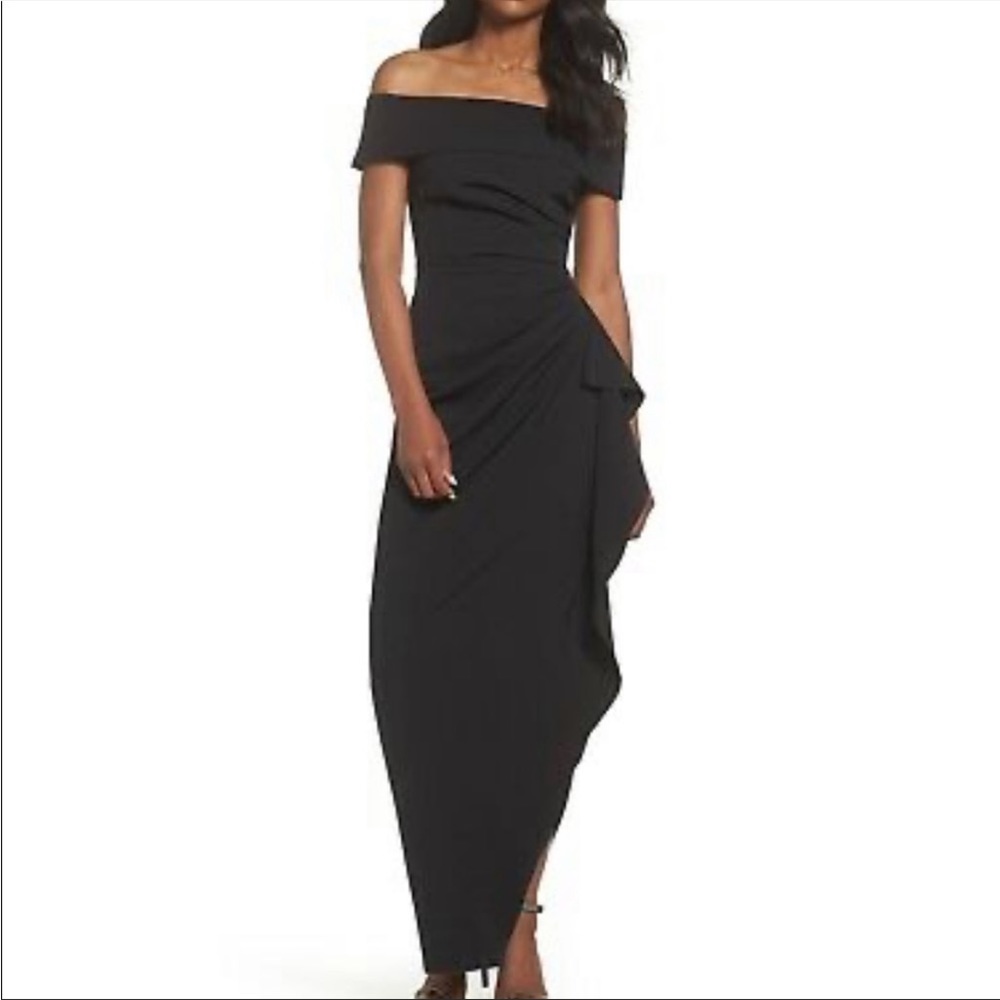 Vince Camuto Ruffle Off the Shoulder Column Dress